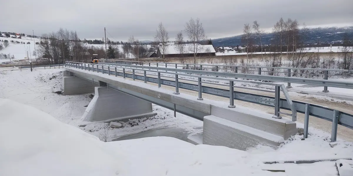 Tunheim bro på Tynset er nå ferdig rehabilitert. Foto: Beerenberg