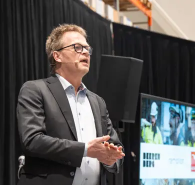 CEO Arild Apelthun welcomed customers, suppliers, partners, and employees during the marking of the company's initiative in the region. Photo: Beerenberg.