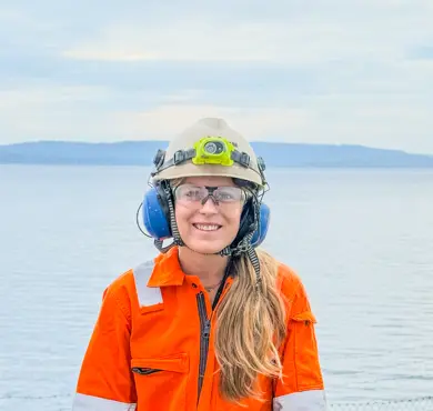 Overflatebehandler Thea Dovland