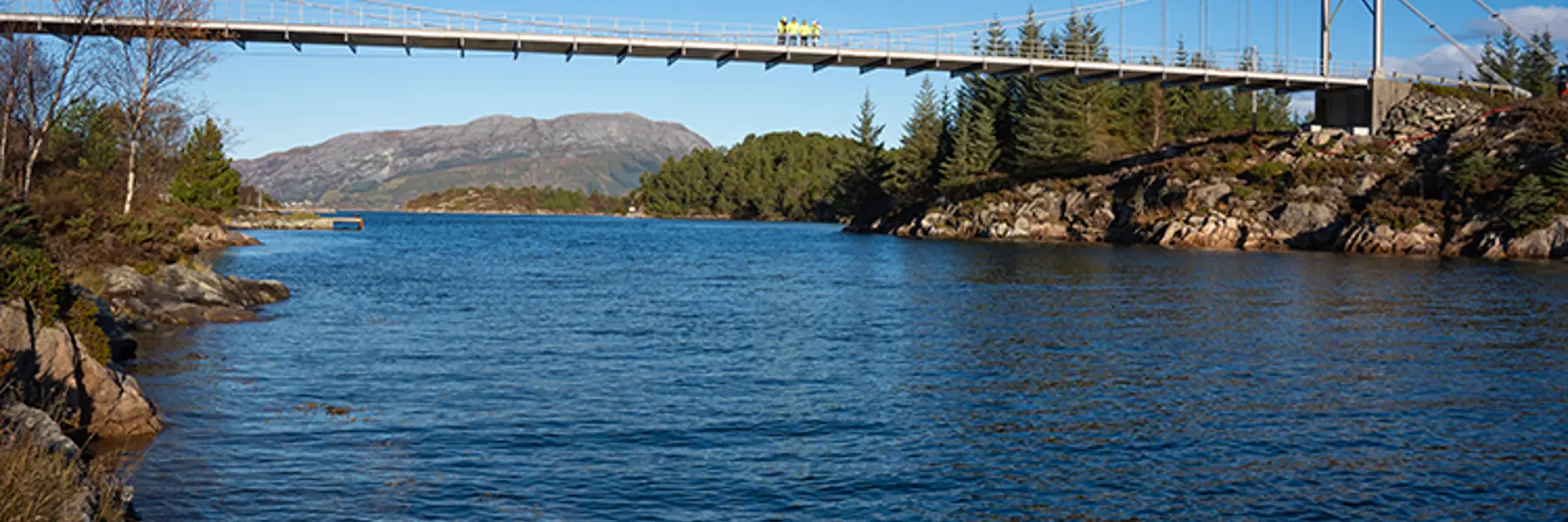 Beerenberg har rehabilitert Storeneset hengebro i Fjaler kommune. Foto: Beerenberg.